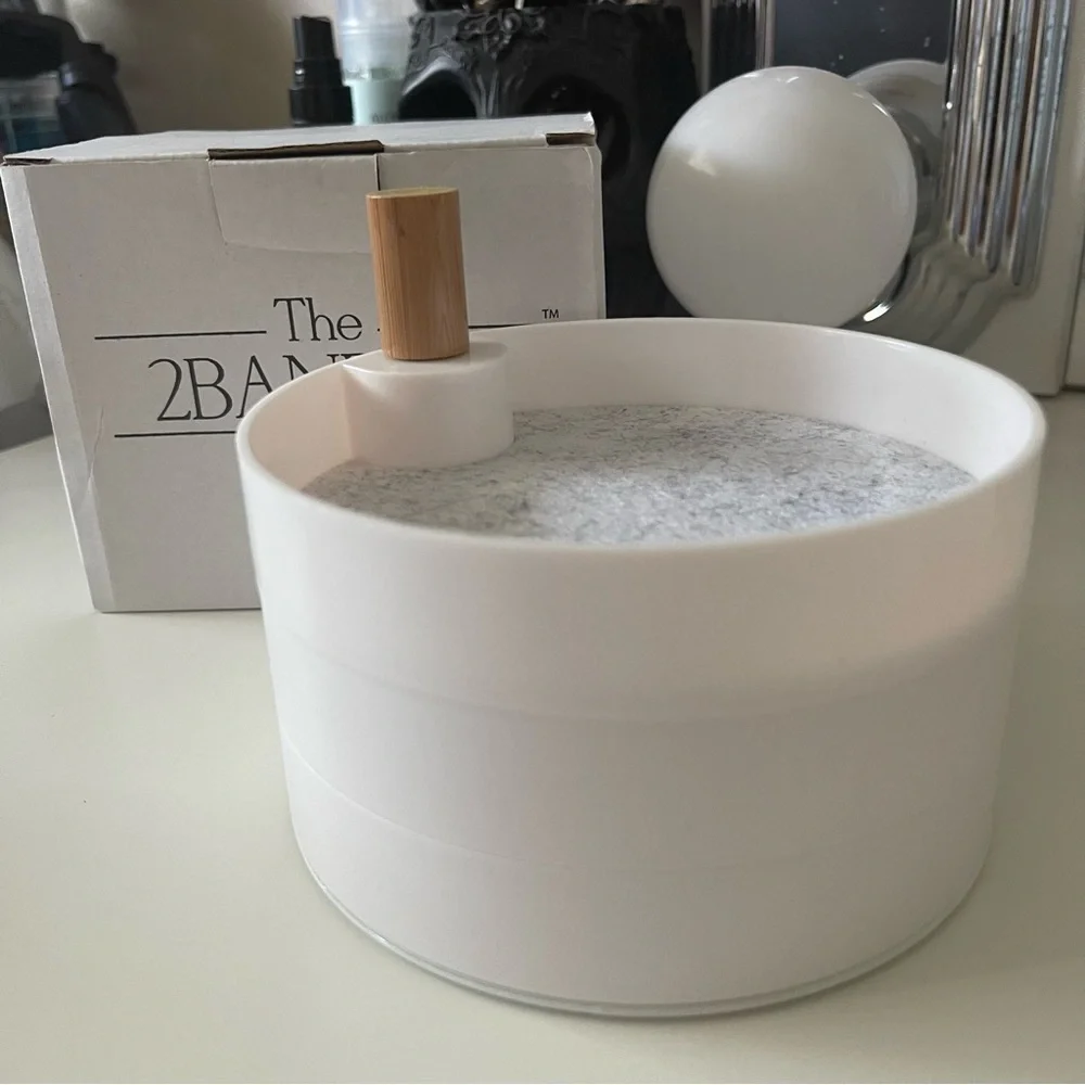 The2Bandits Tiered Catchall Tray Aesthetic Jewelry & Accessory Tray